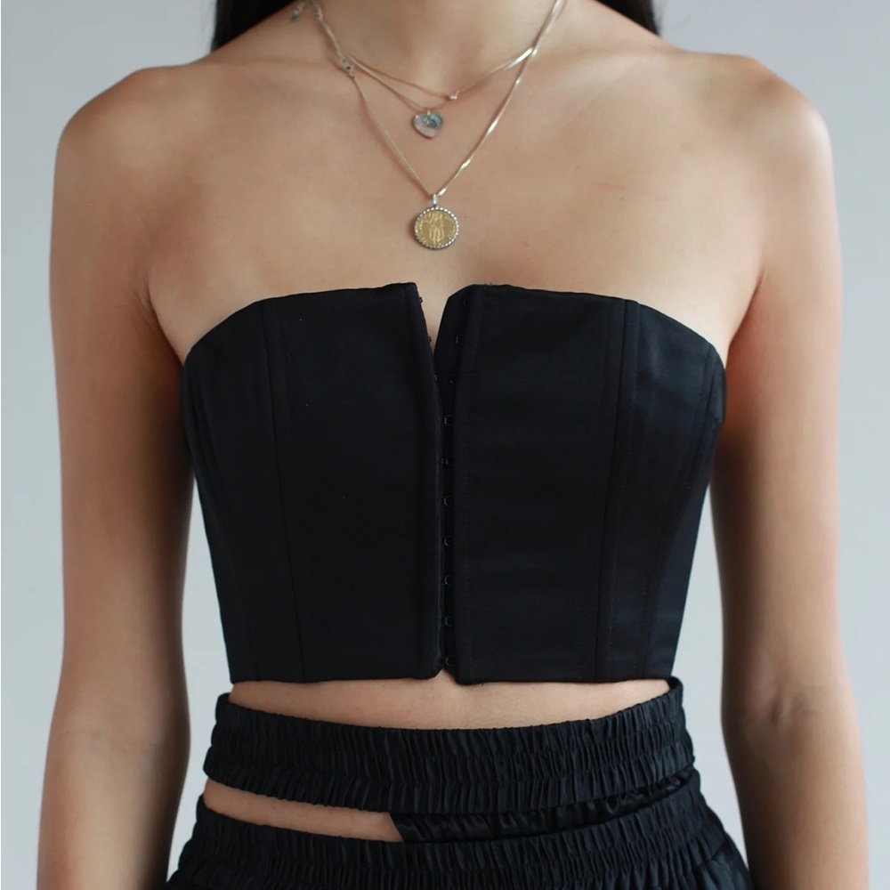Brand New NWT Alina Liu sold out Arke Bustier Top